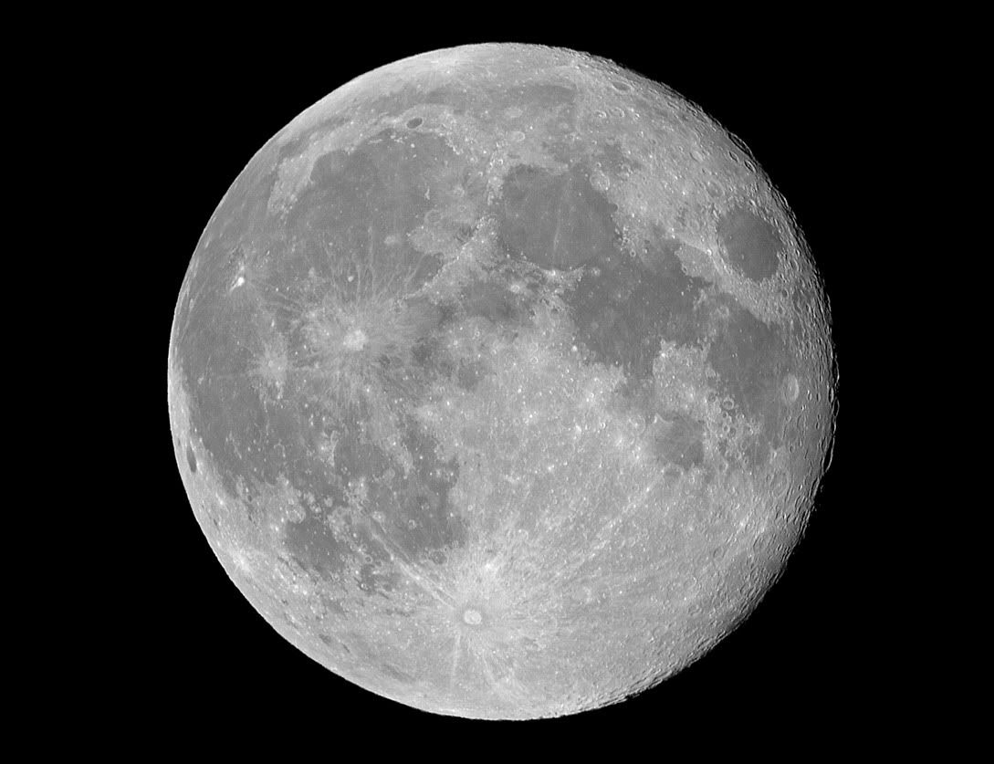 Moon17-06-2011resize.jpg