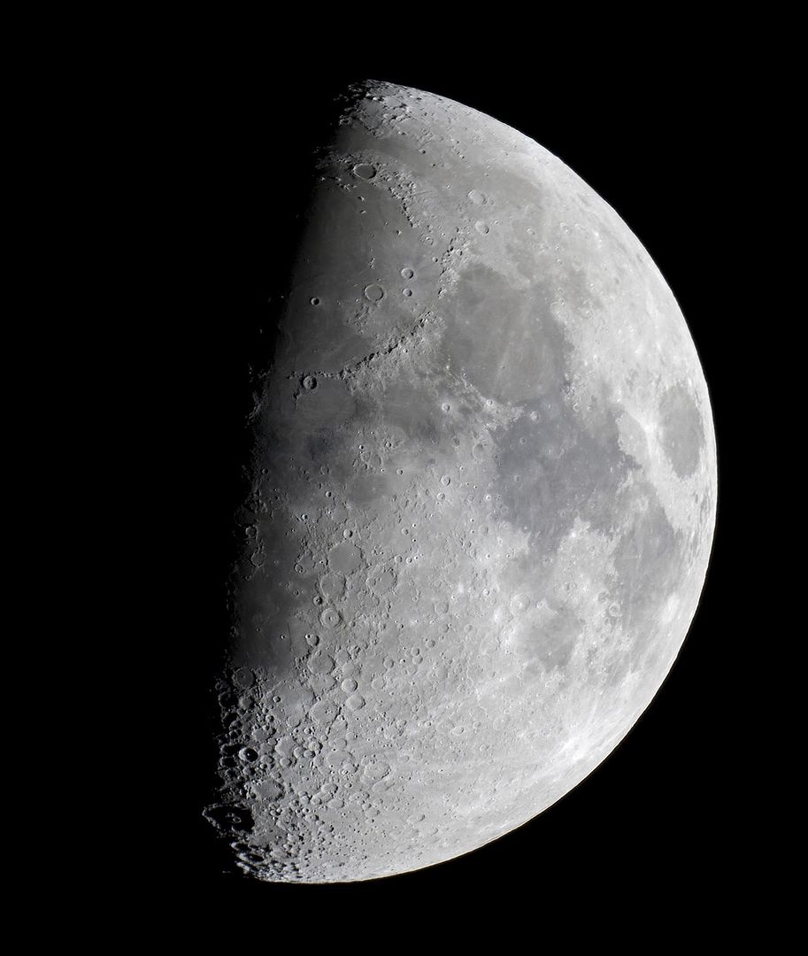 Moon413-03-201150.jpg