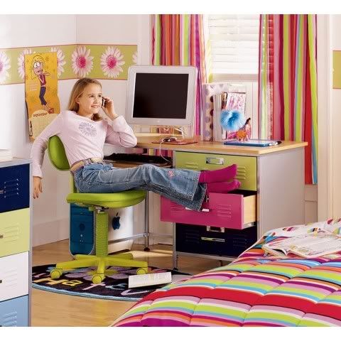Kids Chairs on Kids Room Interior  Furniture In Pink And Green Color   Home Trends