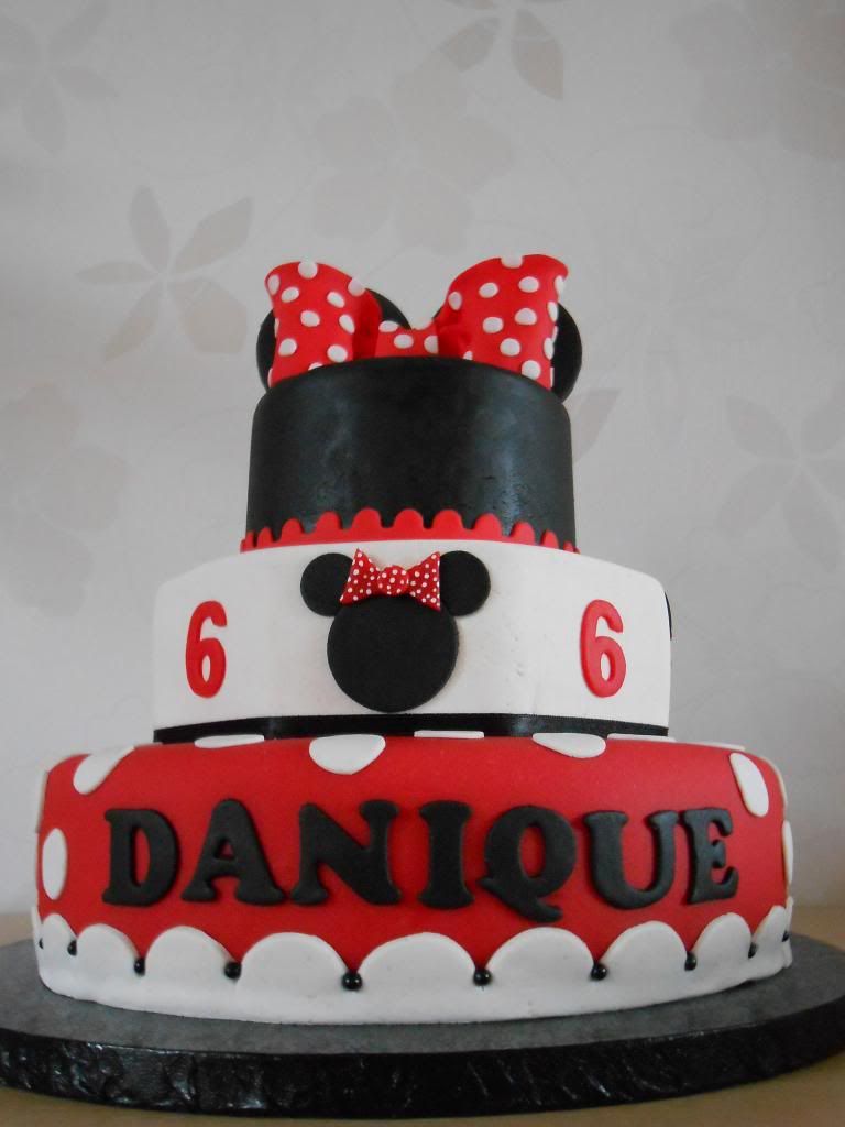 http://i272.photobucket.com/albums/jj178/creajuffie/Sweet%20Cupcakes/1efotoscamerasigrid013.jpg