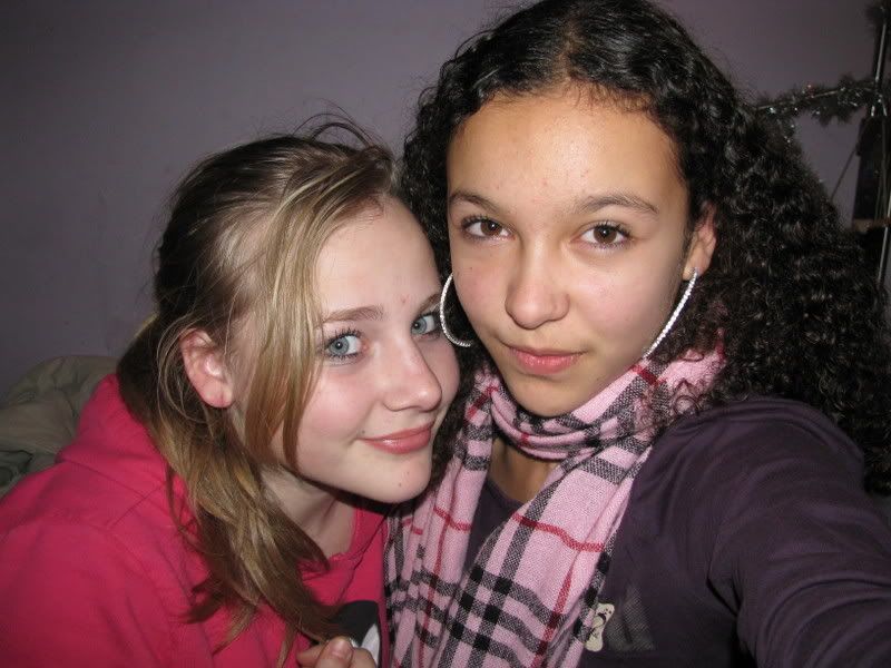 [img width=800 height=600]http://i272.photobucket.com/albums/jj182/silfanoo/meeting/meeting2223dec08154.jpg[/img]