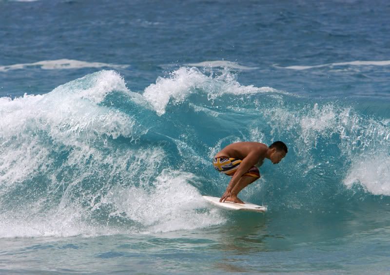 IMAGE: http://i272.photobucket.com/albums/jj183/justinhang/boarder08b.jpg