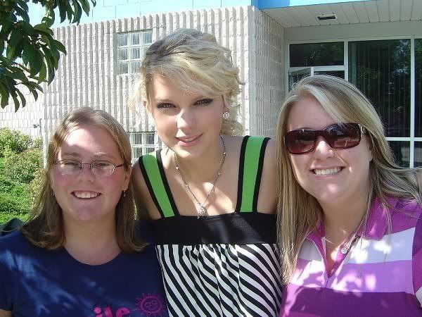 selena gomez demi lovato and taylor swift. Rare Taylor Swift, Selena