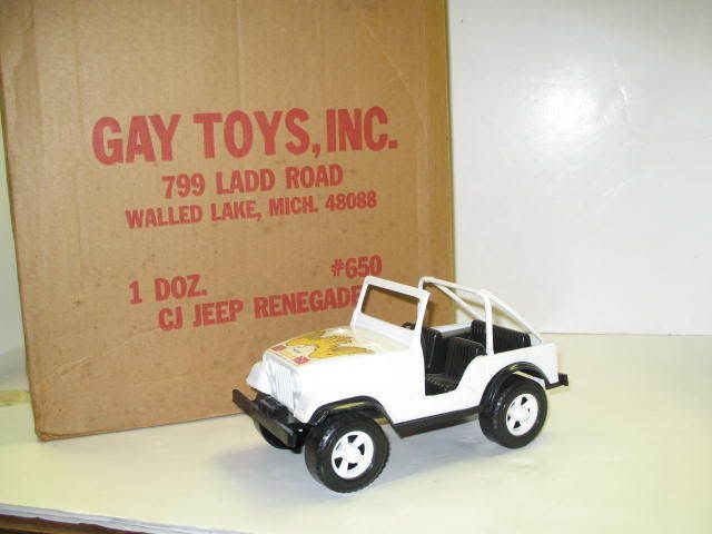 [Image: gayjeep.jpg]