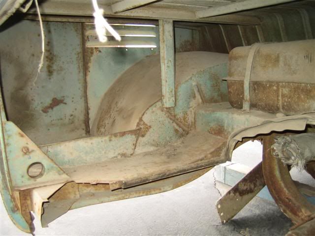 Image may have been reduced in size. Click image to view fullscreen.