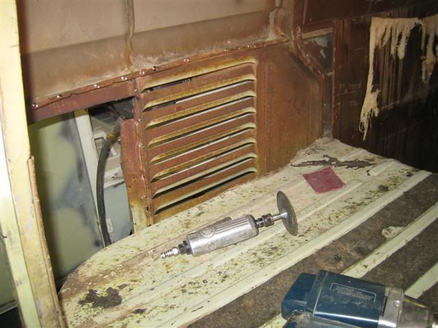 Image may have been reduced in size. Click image to view fullscreen.