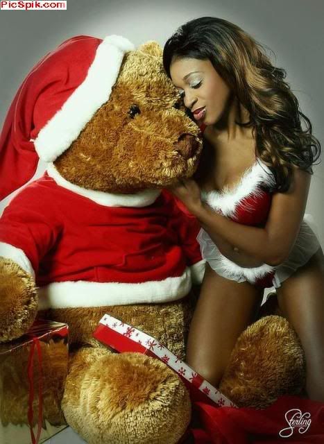 Sexy Christmas Graphics @ twitkut.com