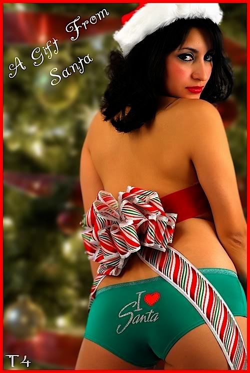 Sexy Christmas Graphics @ twitkut.com