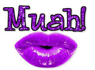 Kisses Graphics @ twitkut.com