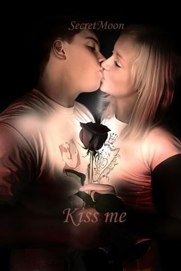 Kisses Graphics @ twitkut.com