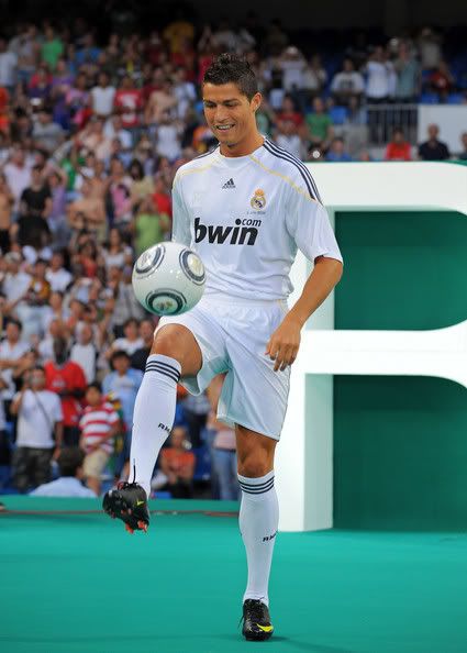 cristiano ronaldo real madrid 2010. Ronaldo can help Real Madrid?